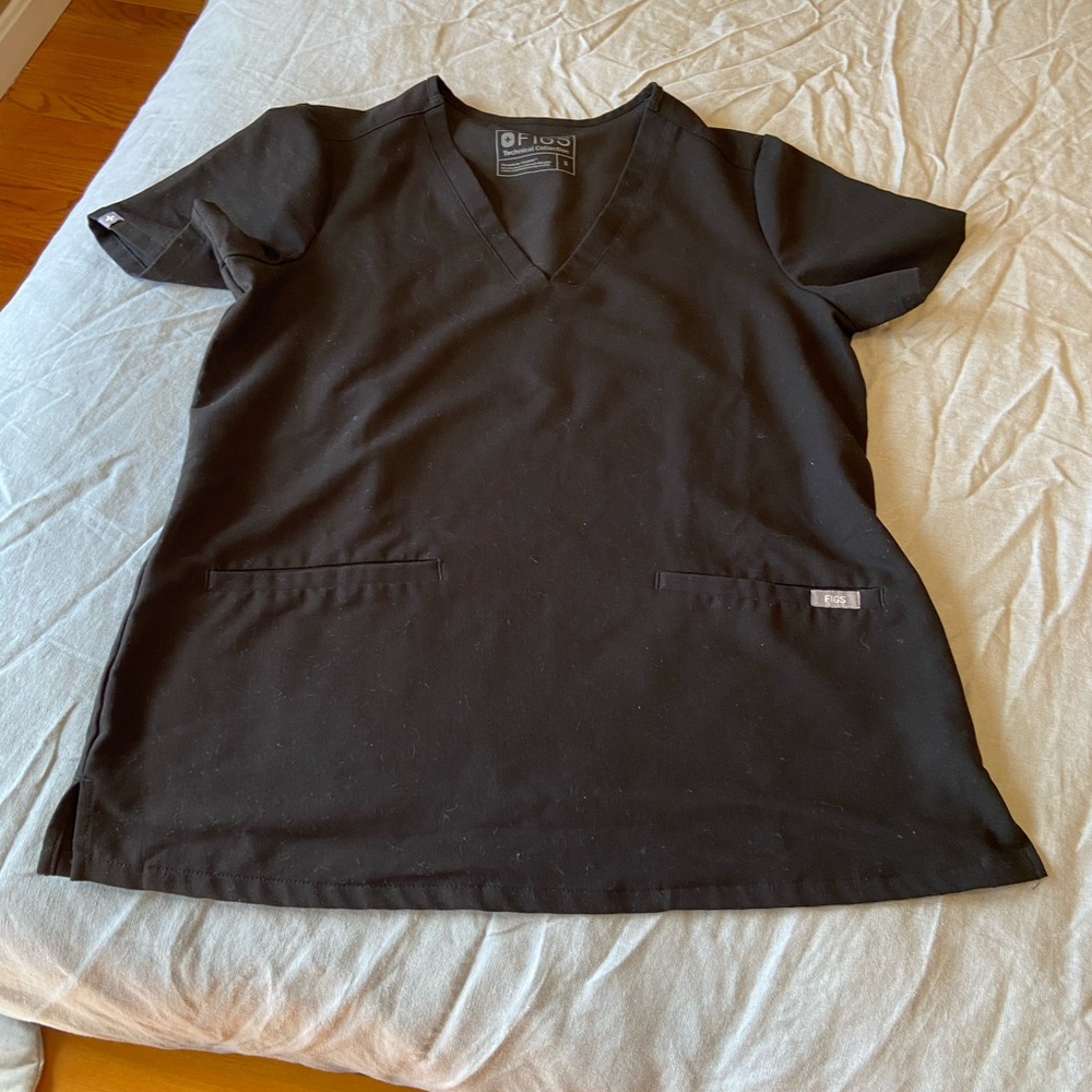 Figs scrub top